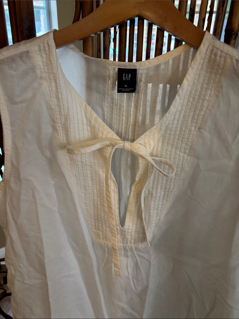 GAP Cream Sleeveless Pintuck Tie-Front Top